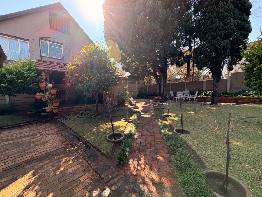 4 Bedroom Property for Sale in Wilkoppies North West